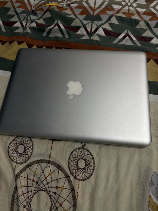Macbook pro 13, Early 2011