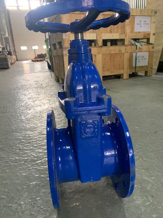 Задвижки с обрезиненным клином