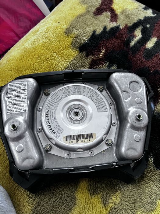 Подушка от руля W140