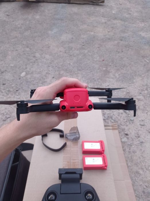 Квадракоптер дрон