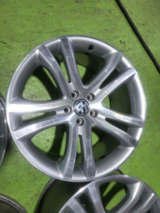 Алуминиеви джанти OEM 19" 5х112 9J ET33 Audi VW Skoda