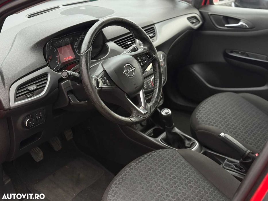 Vând sau schimb Opel Corsa E, benzină, 90 cp, în condiție excelentă