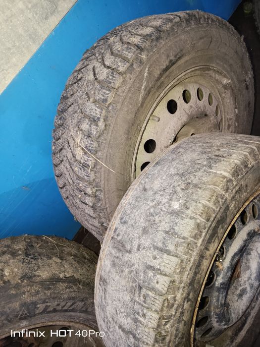 Продам колеса зимние