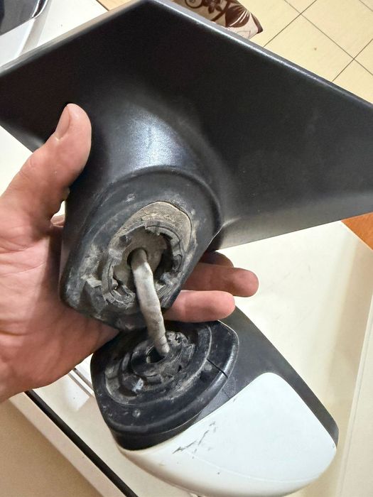 Продам зеркало на киа Рио