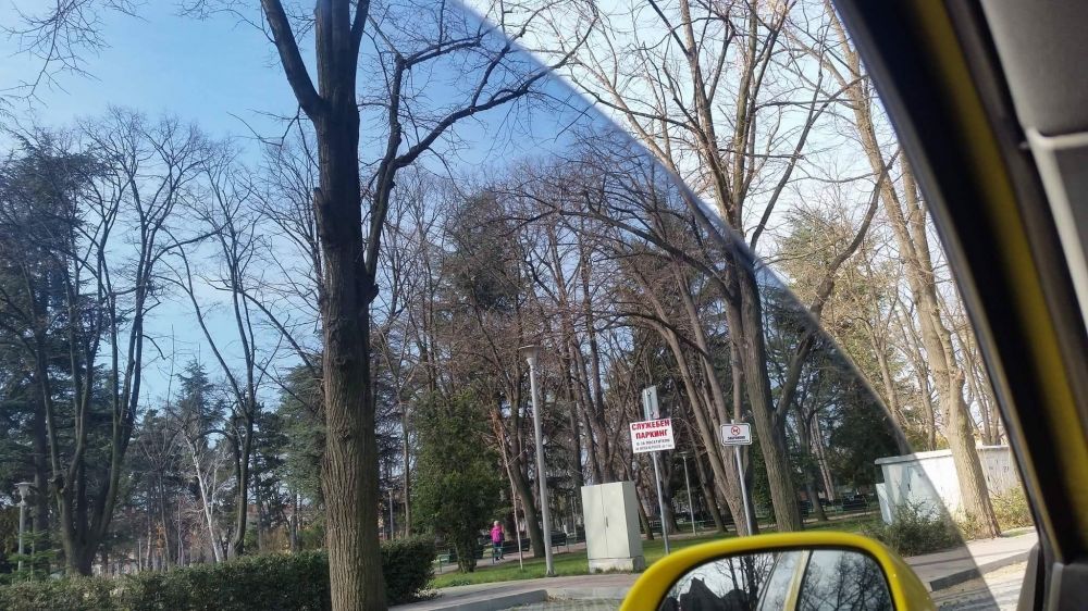 Затъмняване на авто стъкла,стопове,външен и вътрешен монтаж на фолио