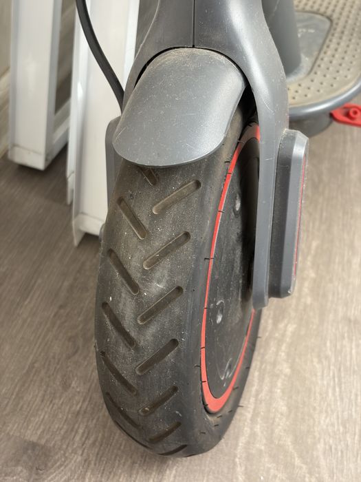 Электро самокат почти новый