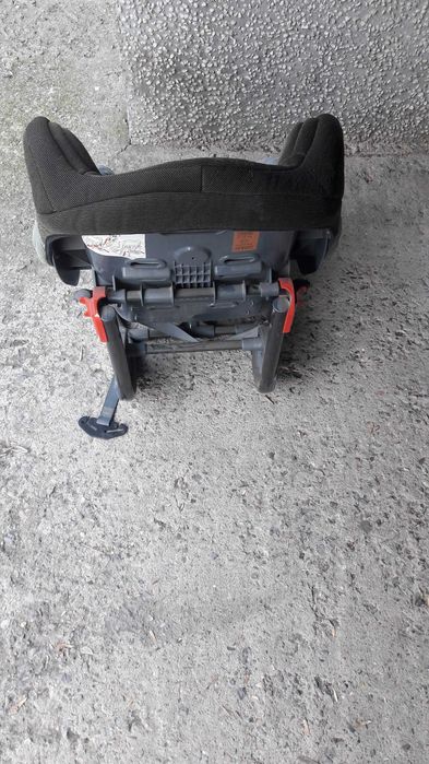 Детско столче за кола Chicco Artsana Universal