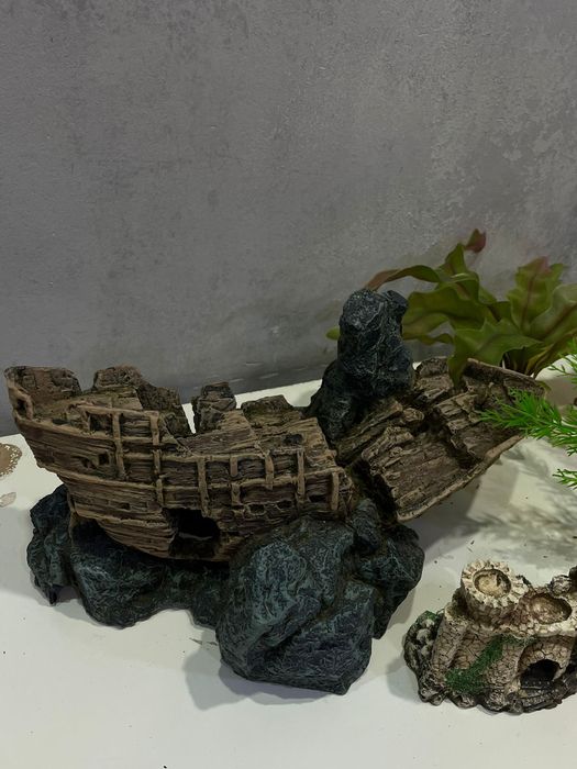 Декор для аквариума,камни