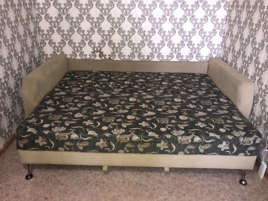 Продам диван, самовывоз!