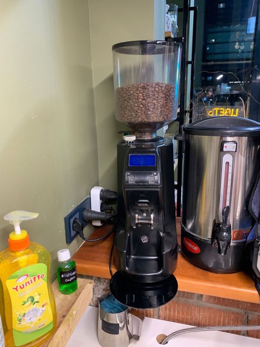 Кофемолка Simonelli