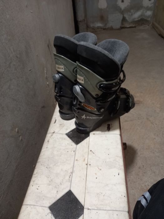 Ски обувки Dachstein