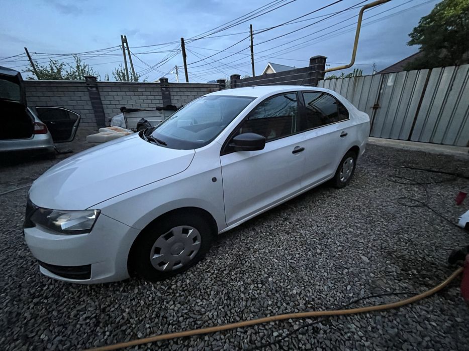 Продам Skoda Rapid в рассрочку с выкупом