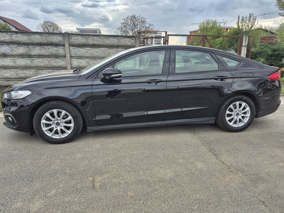 Vand Ford Mondeo An 2020 motor 1997 cm