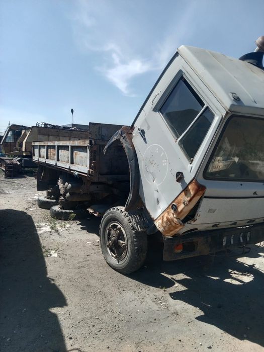 Продам запчасти на Камаз