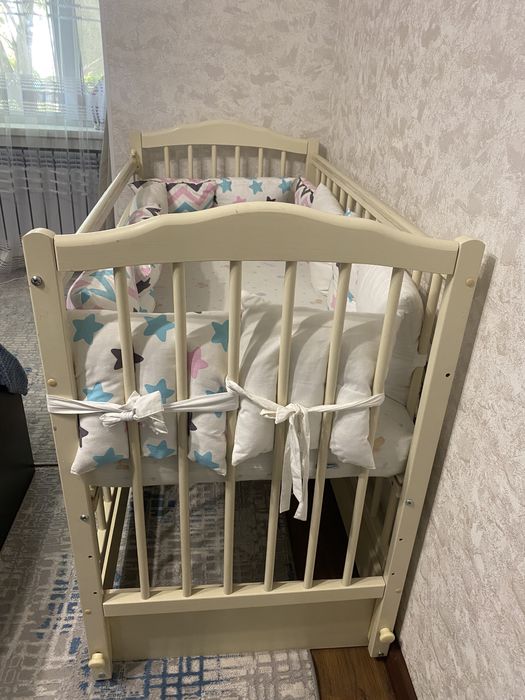 Манеж сатылады.