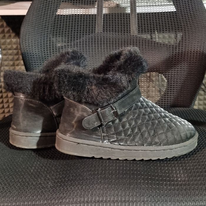 Угги для девочки 35р