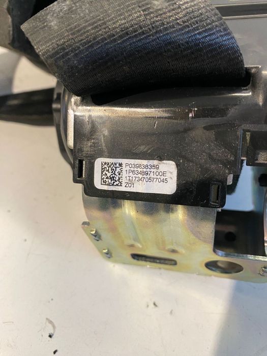 Centura spate Volvo XC60 2018 39838359