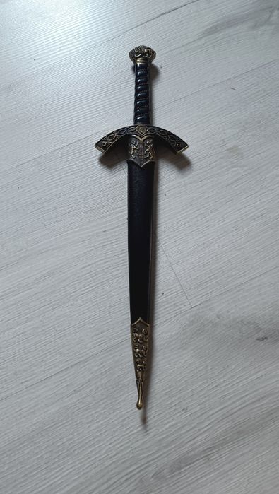 Pumnal panoplie  Franta , sec XVI