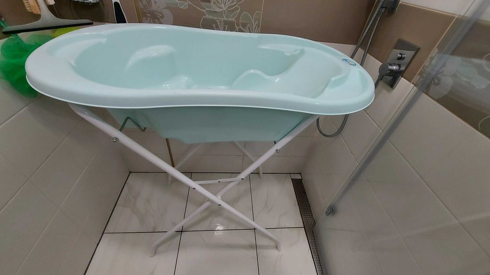 Бебешка вана със стойка Tega Baby