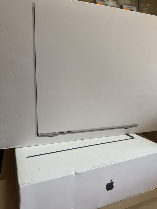 Laptop APPLE MacBook Air 13 mc6t4ro/a, Apple M4, 13.6" Retina Display, 16GB, SSD 256GB, 8-core GPU