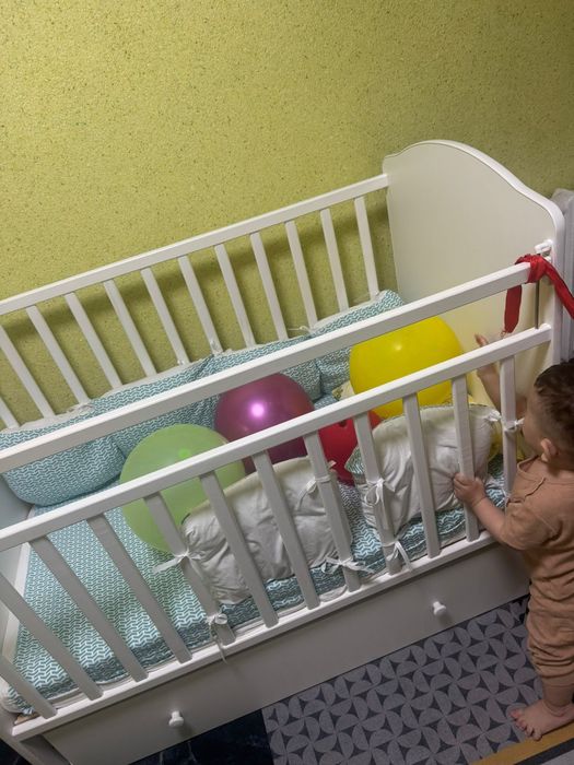 Продам манеж в хорошем состоянии