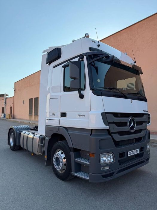 Mercedes Actros MP3 1844 Сотилади