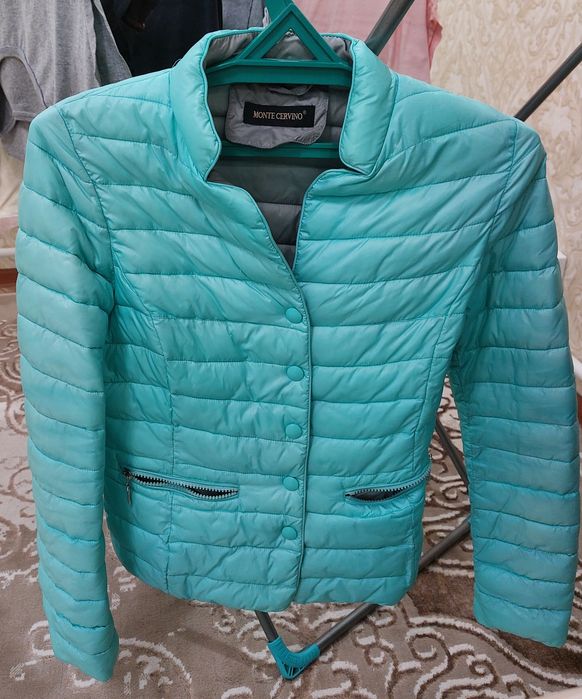 Куртка женская...