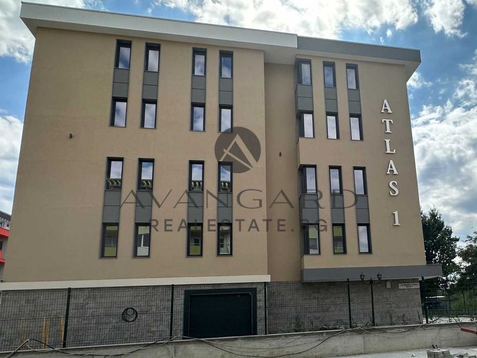 Продава се Тристаен апартамент в Пловдив, Христо Смирненски - 101 кв.м за 886 €/кв.м - Снимка #2