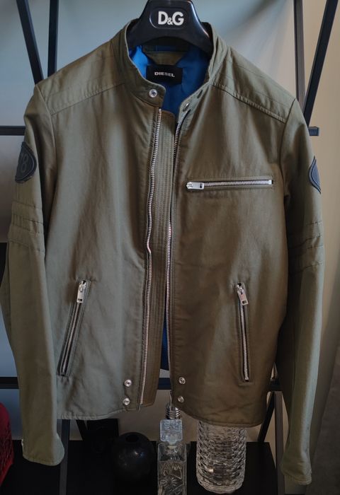 Куртка фирмы DIESEL