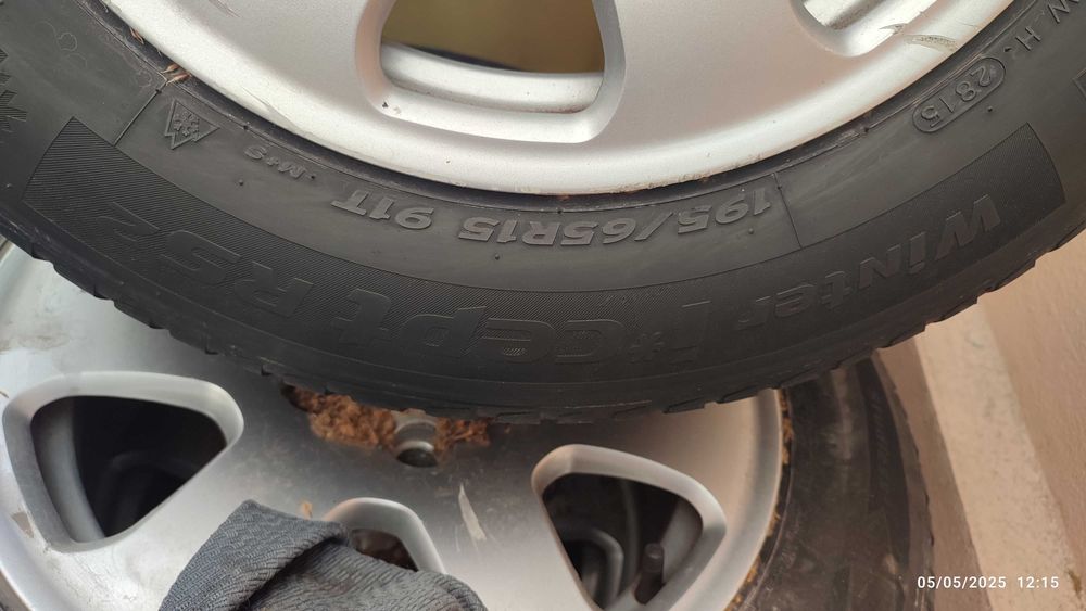 Джанти Audi 15" 5x112 с Зимни Гуми Hankook Winter i*cept RS2