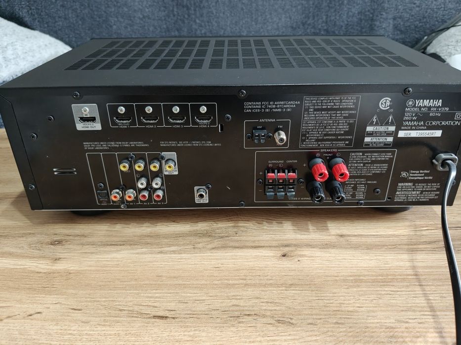 Ресивър Yamaha RX-V379
