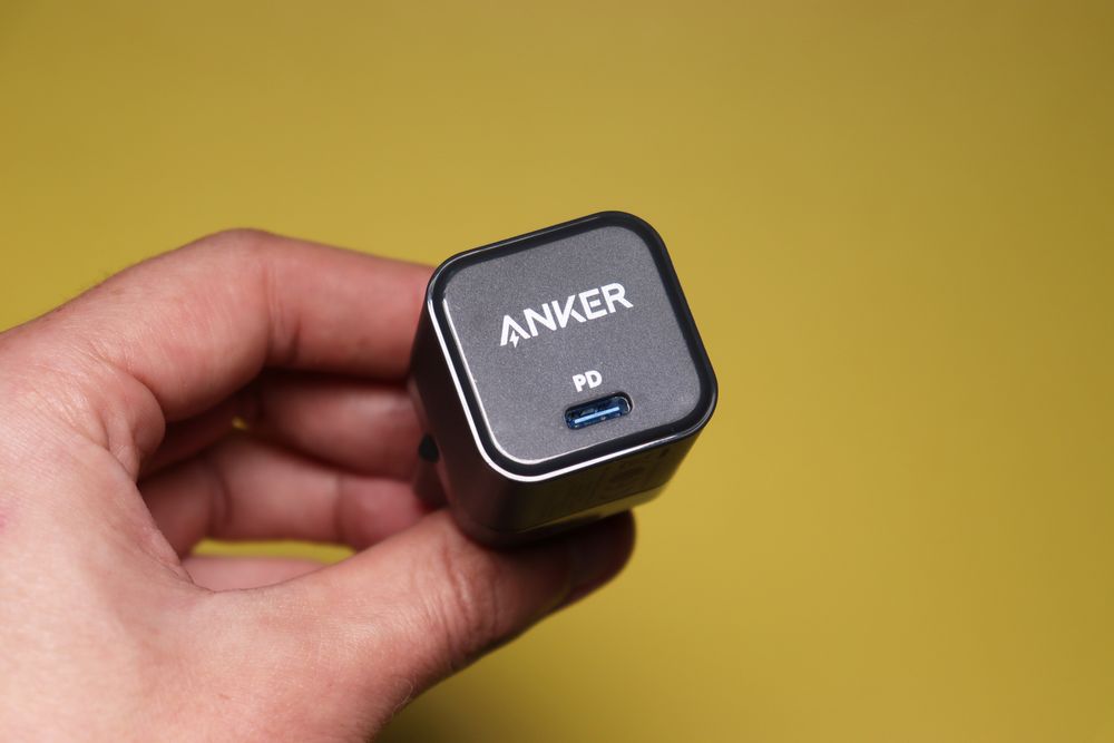 Зарядное устройство anker 20w zolo зарядка anker fast charge