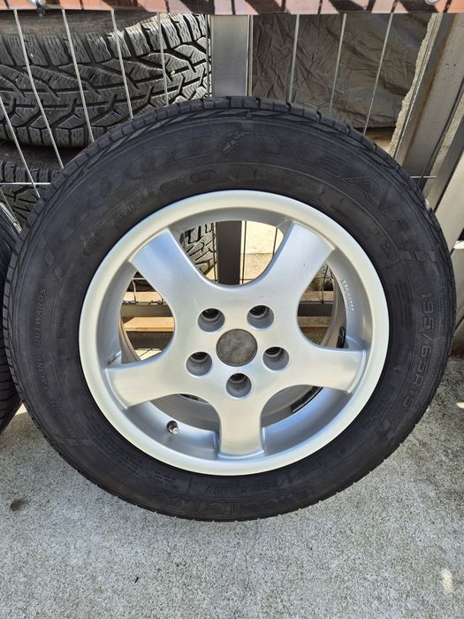 Джанти Borbet 15 цола , 5х112 , 6.5j , et40 195/65/15 Vw  Audi  Skoda