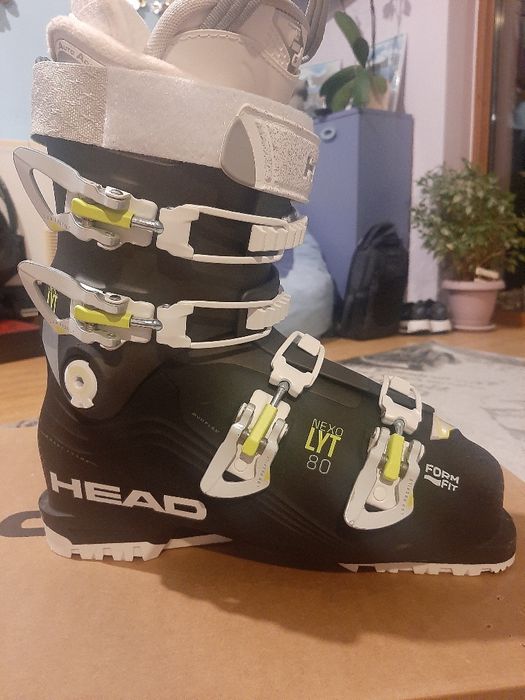 Нови ски обувки Head