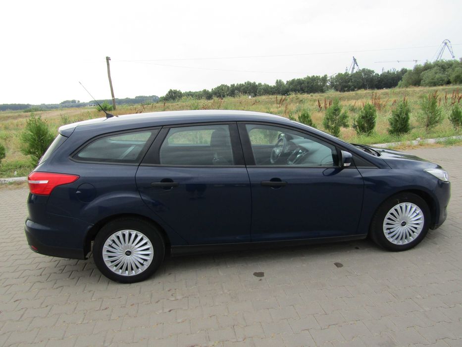FORD Focus 2015 — imagine 10