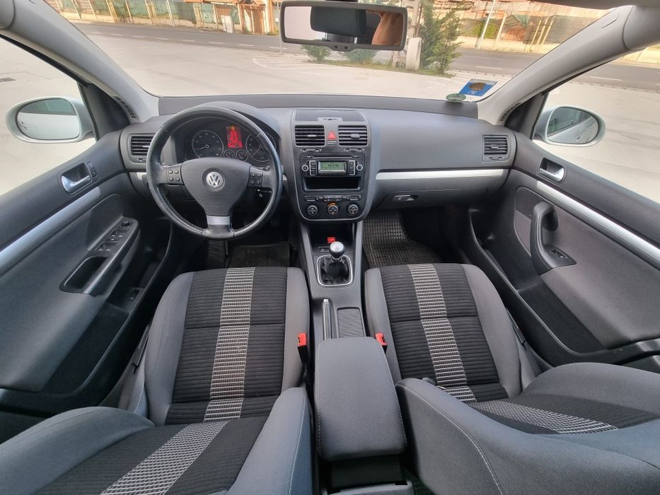 Vw Golf 5 1.4 MPI 80 CP