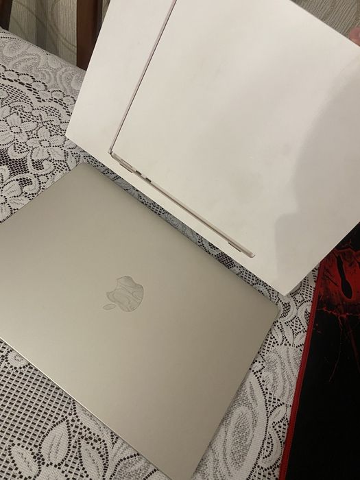 Apple MacBook air m2