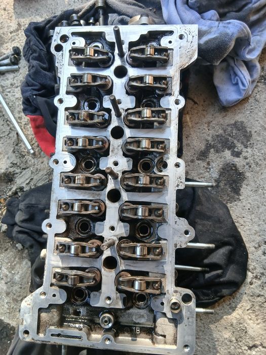 Vând sau schimb cu diverse chiulasa completa opel insignia 2.0 160 A20