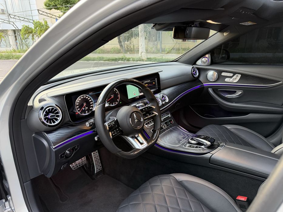 Mercedes benz W213 E400 4 matic
