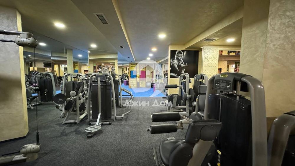 Продава се Многостаен апартамент в Бургас, Сарафово - 1000 кв.м за 964 €/кв.м - Снимка #10