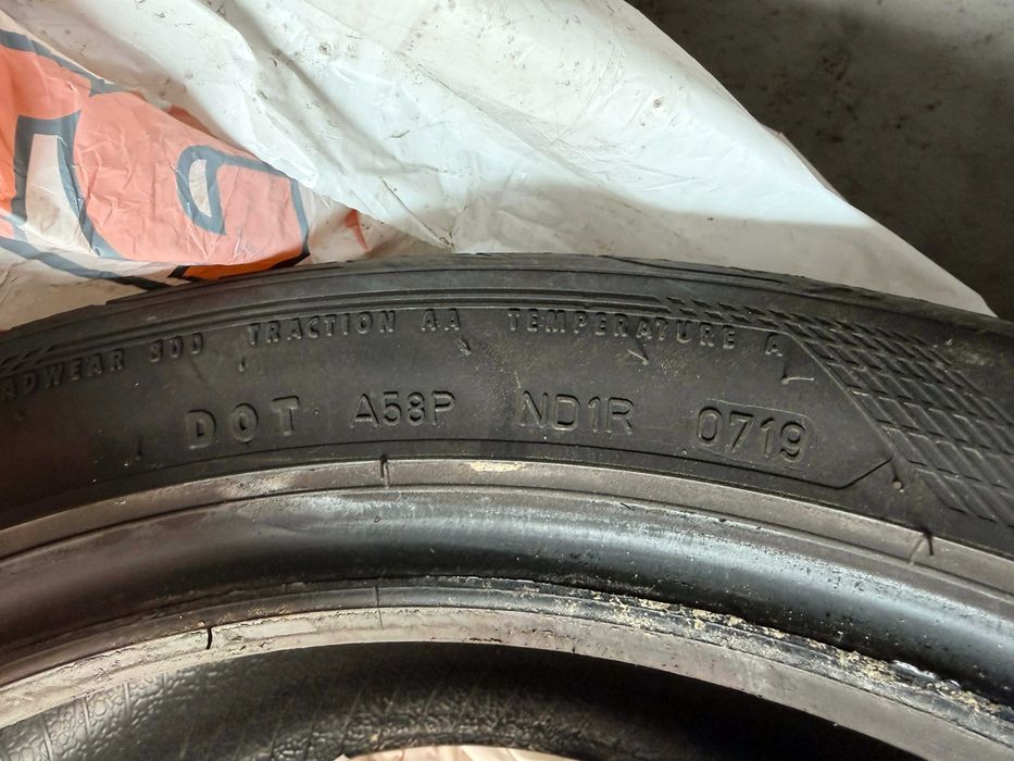 Летни гуми Goodyear Eagle F1 235/45/17 2 бр.