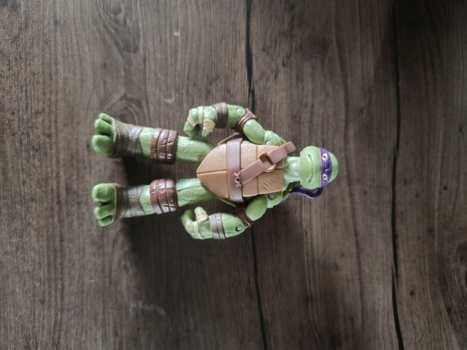 Продам игрушку Донателло playmates
