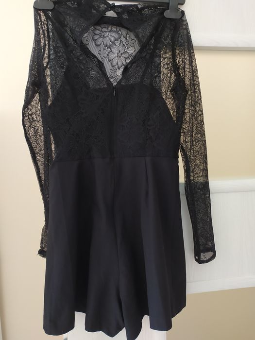 Гащеризон къс с дантелена горна част