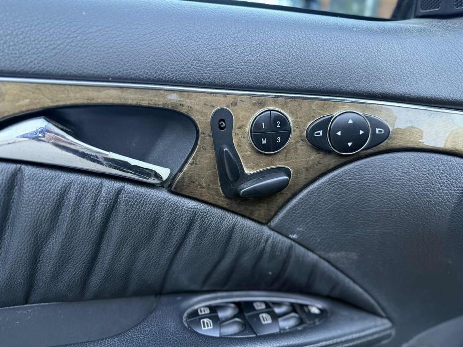 Mercedes E350 EURO 4 292CP