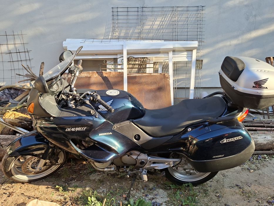 Honda Deauville 700
