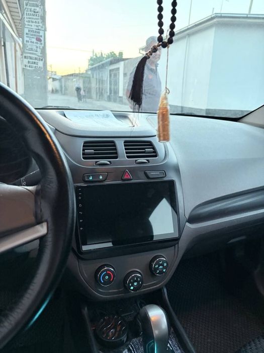 Chevrolet Cobalt 2025 — 4