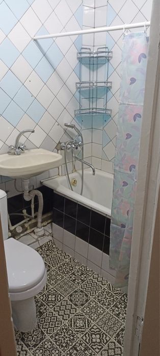 Срочно Массив ялангач без мебели 280$