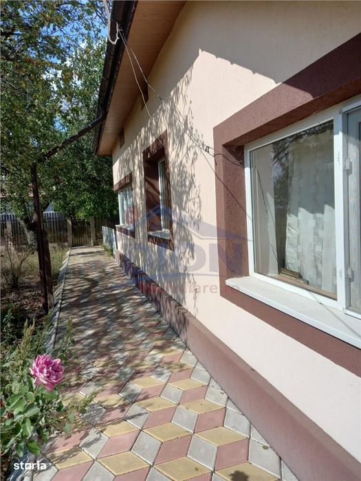 Ulmeni - jud. Calarasi ,  casa locuibila si teren intravilan