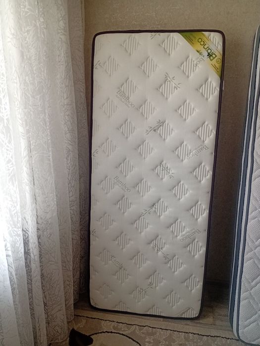 Продам два матраса