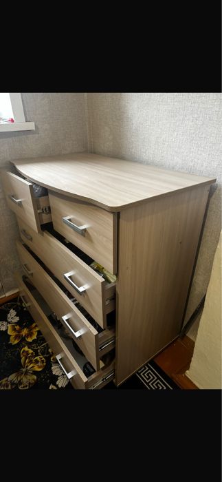 Продам комод срчоно